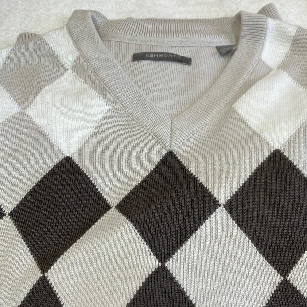 Ashworth Golf Men's V-Neck Argyle Sweater - Gray, Black, and White